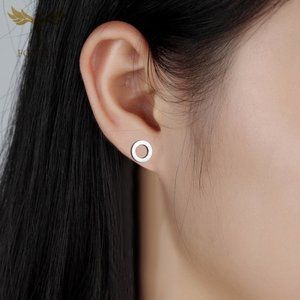 Minimalist circle hypoallergenic stud earrings